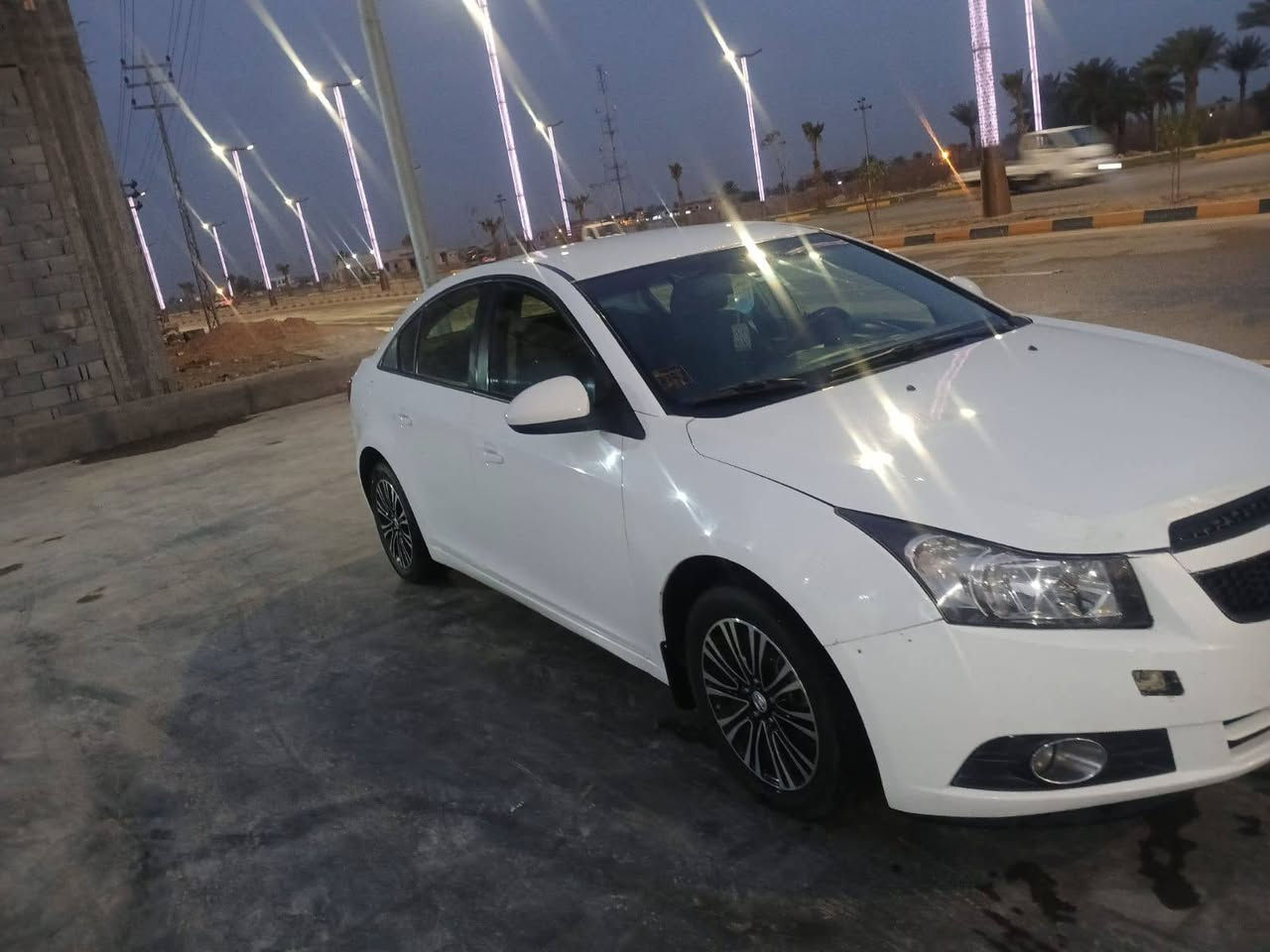 للبيع شفروليت كروزه موديل 2012 رقم بغداد خليجي مكفوله عده راس البنيد بارد صدر جديد تخم تاير كير محرك مكفولات السعر 80 بيه مجال المكان الكرمه الشهابي شراي يتصل ***********
