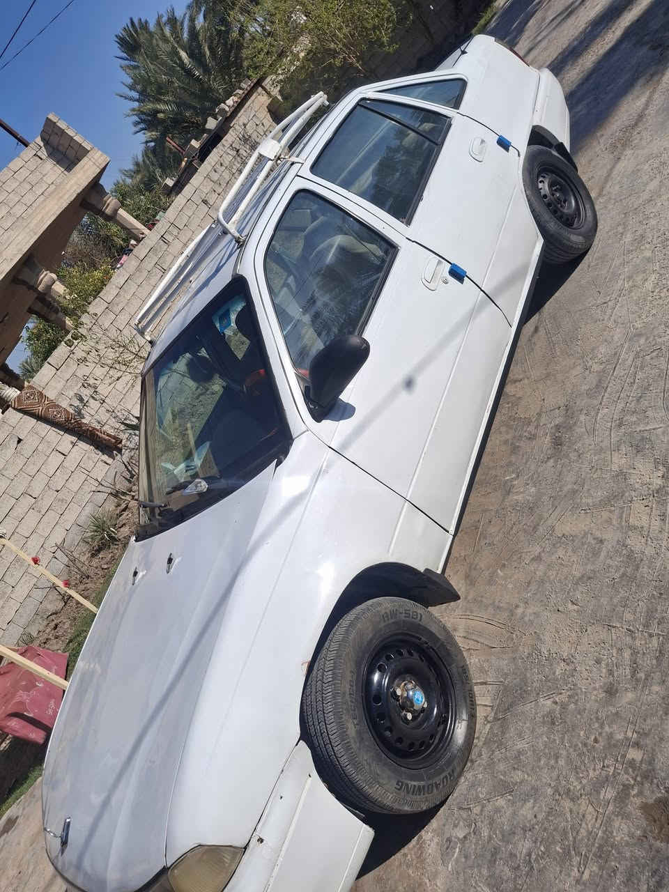 دايو سلوللبيع
موديل٩٦ 
مكينة كير جدد
صبغ عام بدون معجون
كهربائيات كلها شغالة
نقص فقط كمبريسر تبريد
السعر٢٩ بيها مجال
بعقوبة دورة
***********
