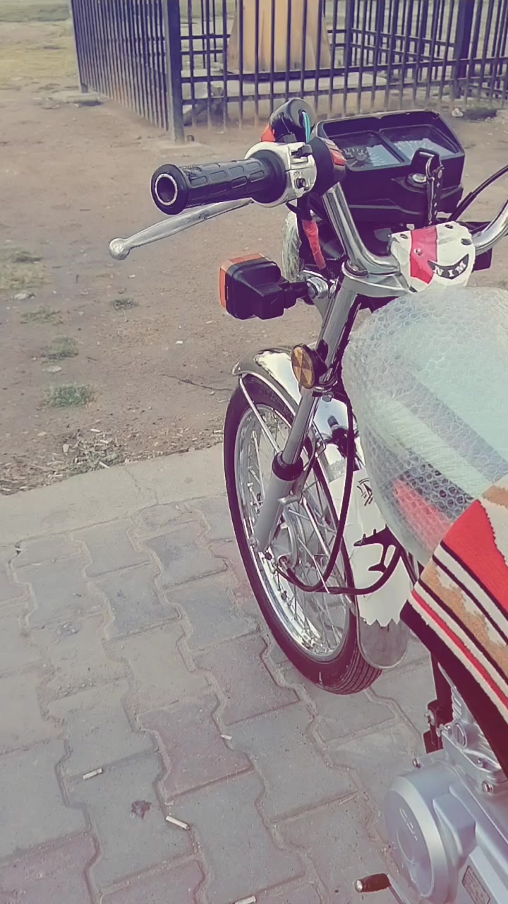 سلام عليكم دراجه للبيع نامه تلث أحرف اورق سكنر موديل 23 طالعه بل 24 مكينه بدل فقط ولفات ليون سعره 550 وبيه مجال لشراي لموشراي ليدخل


**إذا كنت صاحب هذا الإعلان وتريد حذفه لأي سبب، رجاءا أرسل رسالة إلى الدعم الفني**