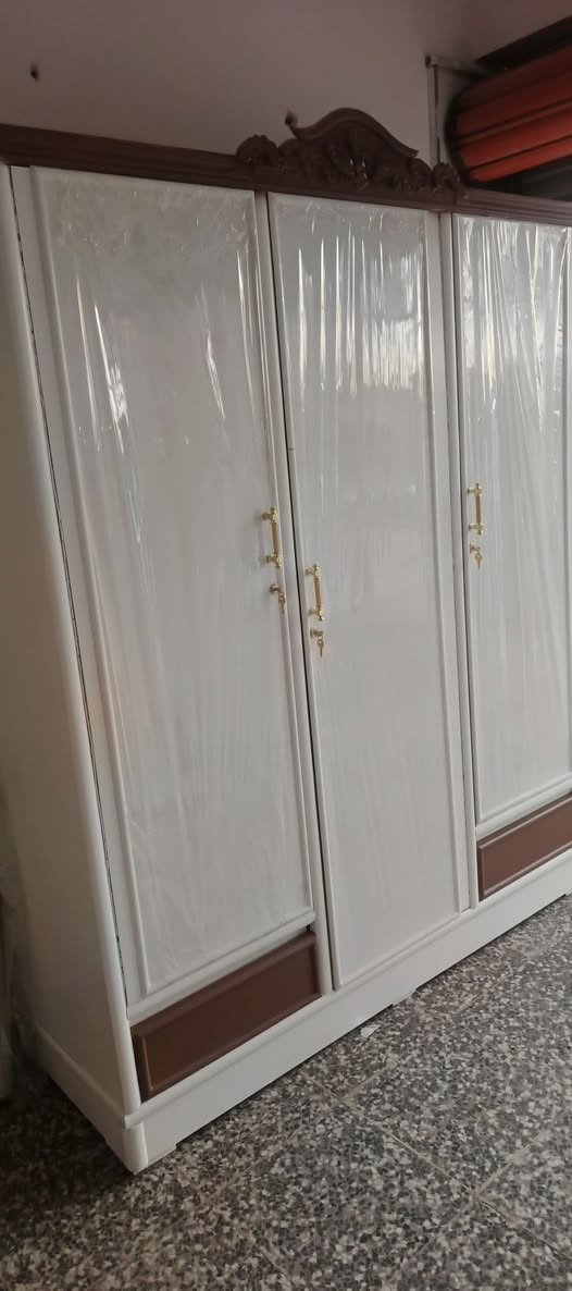 العنوان بغداد جسر ديالى القديم ***********
