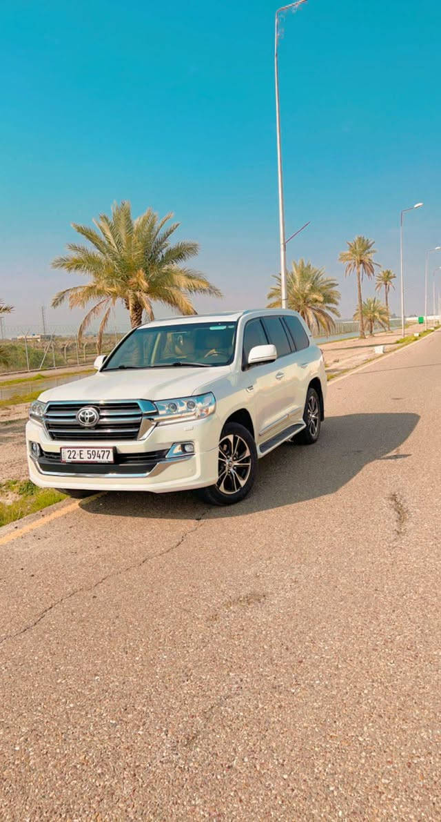 -----------------------------------------------------------------------------
سلام عليكم 🤍
نكدر نوفرلك فرص بيع اكثر السيارتك اما تنباع نشر على مواقع التواصل اما تنباع بدون نشر حسب السياره ... 
اخذ عموله من الطرفين البايع والمشتري بعد اتفاق البأع والشاري
ما عليك بس ادزلي صور السياره وتفاصيله للتواصل 
***********
-----------------------------------------------------------------------------

لاند كروزر موديل 2019 السياره شركات سونار مرقف بس دعاميات مصبوغه اماميه وخلفيه ماشيه 95Kحقيقي مواصفات ال GX.R رقم اربيل السياره مكانه بغداد حي الجهاد السعر خاض رجائاً للتواصل ***********
