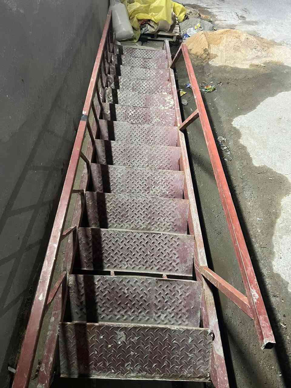 درج خارجي 13 باية للبيع سعره 150 الف وبيه مجال العنوان بغداد الدورة شارع 60 للاستفسار خاص


**إذا كنت صاحب هذا الإعلان وتريد حذفه لأي سبب، رجاءا أرسل رسالة إلى الدعم الفني**