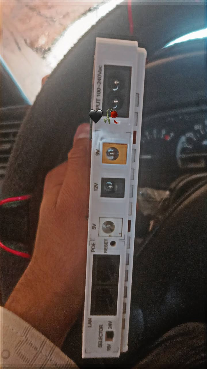 باور بانك(نضيدة) تشغل راوتر
بيها مخرج USB 
+مخرج 5فولت 
+12فولت 
+9فولت 
+15 او 24 للراوتر ( اختياري) 
تحتاج فقط بطاريات 4


**إذا كنت صاحب هذا الإعلان وتريد حذفه لأي سبب، رجاءا أرسل رسالة إلى الدعم الفني**