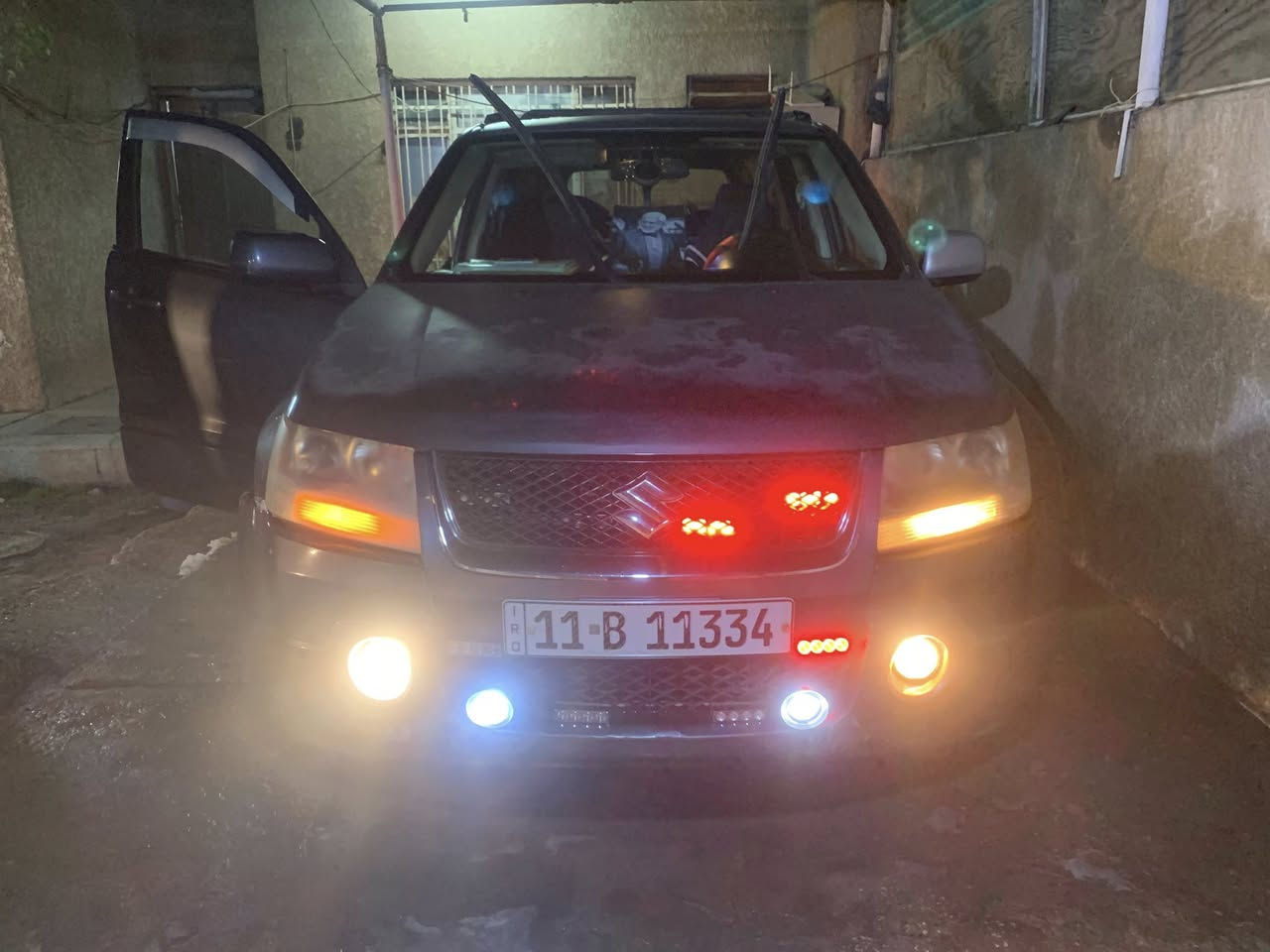 سازوكي كراند فيتارا  موديل 2007.  موصفات فول سياره بلاديه  فقط جراد بنيد وقماره وطخات خفيفه  6 سلندر محرك 2700  بغداد رقم جديد  تحويل مباشر.  تدفئه تبريد  شغاله تدفئه بل كشنات   جلد  
لتواصل 
***********
