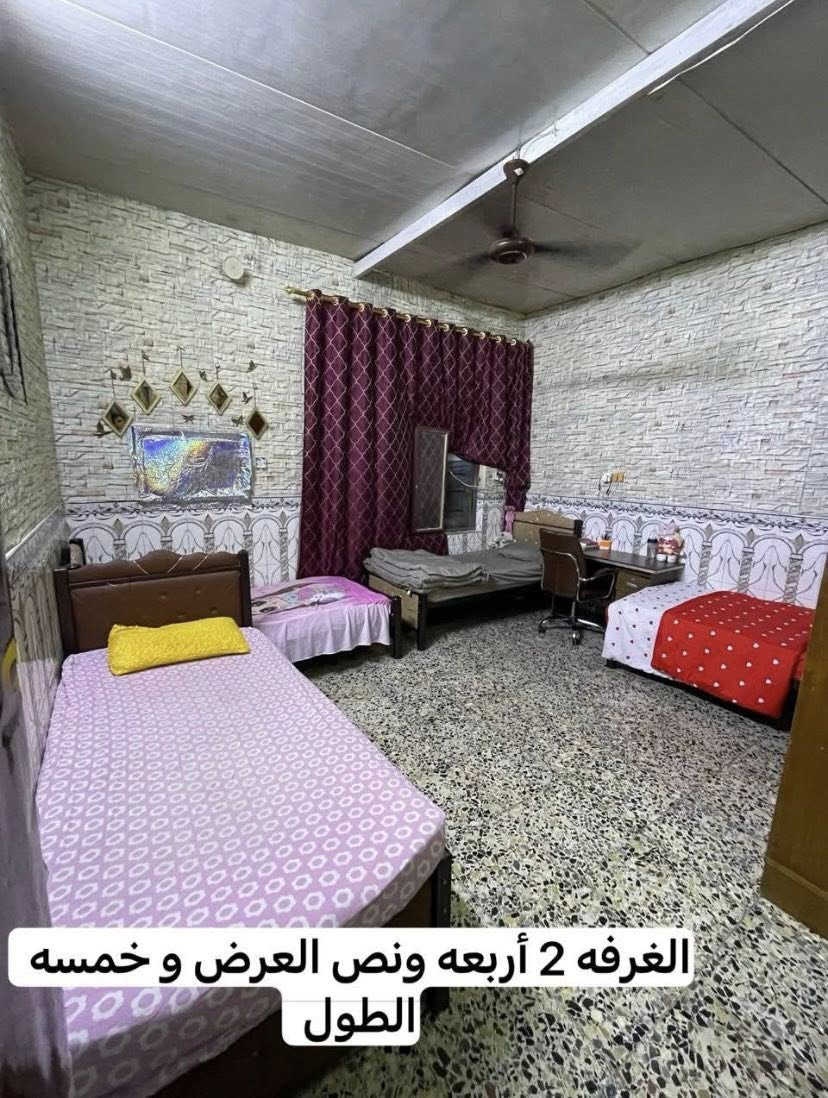 سلام عليكم عندي بيت تجاوز للبيع بزعفرانيه شارع المستشفى سعره 17 وبي مجال ***********
