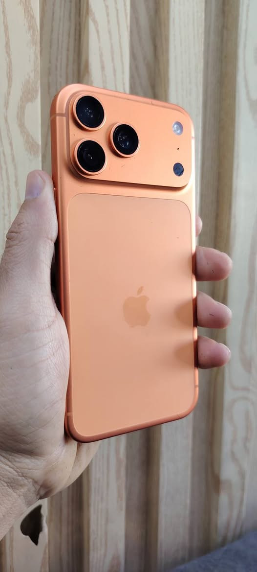 17 برو ماكس عاطل مااعرف سبب العطل للبيع
شرق اوسط
ذاكره 256
ابو الشريحه
السعر 400 فقط لا غير 
هـ***********
