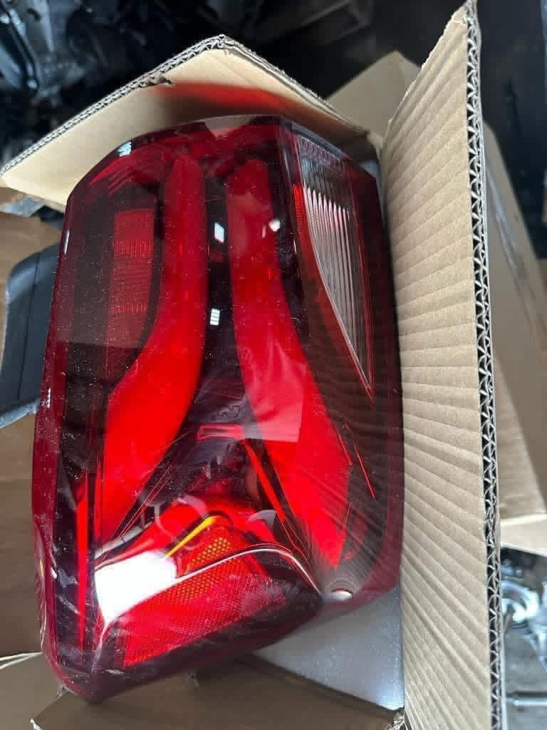 جديـــــــــــــــــــدنـــــــــــــــــــــــــــــــــــا⚫️💯⚪️
اهلا بكم في المجمع الامريكي 🚘🏎🚙
يتوفر
انواع بك لايت تفصيخ وتجاري 

يوجد خدمة توصيل داخل بغداد و المحافظات كافة .
للاستفسار الاتصال على رقم الهاتف 
***********
 ***********
شارع مطار المثنى قرب حلويات الخاصكي مجمع الامريكي 
يفتح المجمع الساعة 8 صباحا ولغاية الساعة 5 مساءا
