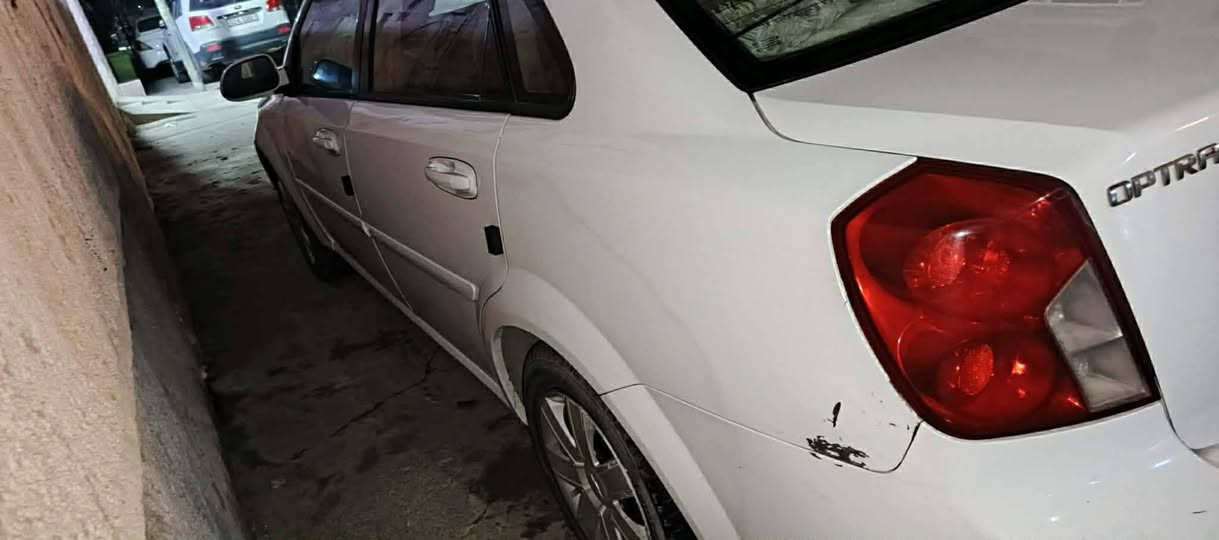 السلام عليكم اوبترا للبيع موديل 2008 سنوية 30 السيارة باسمي السعر 85 للتواصل الاتصال ع الرقم ***********
