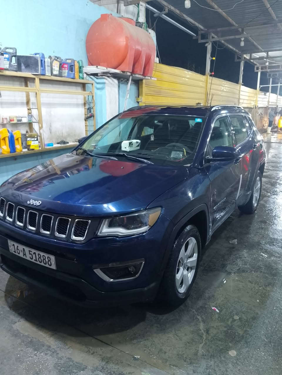 السلام عليكم جيب كومبارس ب135 وارد امريكي ضرر جاملغ بنيد موديل 2018 
***********
