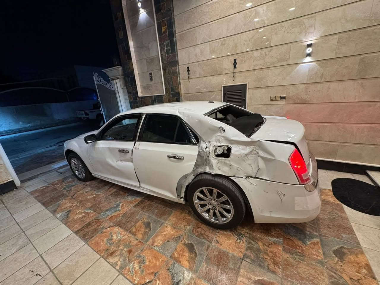 السلام عليكم
الله يجفيكم الشر الحوادث
نشتري جميع السيارات 
المتضرره حادث
ولعنده لايقصر
يدخلي خاص وليندل دلالية
*********** رقمي
المراسله واتساب
