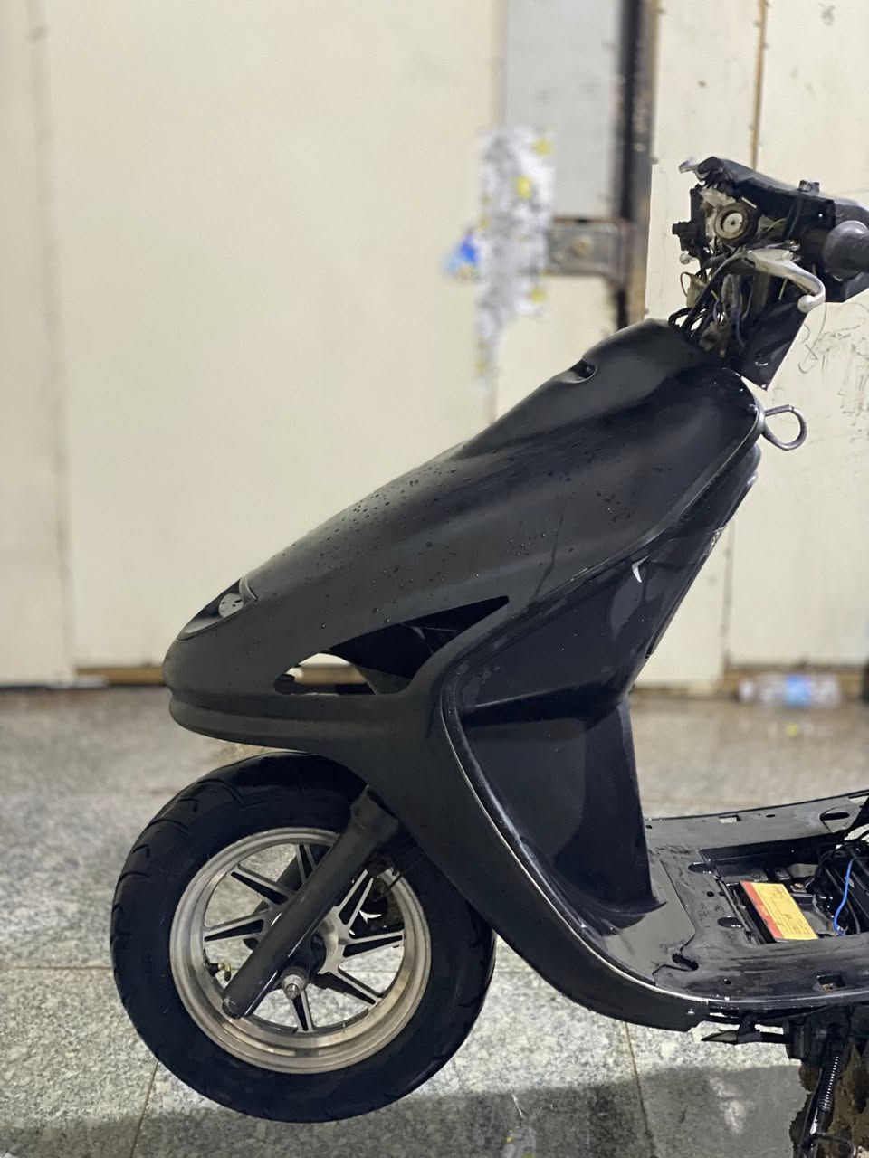 فراشه فحل
ماناقصها شي كفراتها كامله ضفيرتها شغاله سلف هندر سوادها نضيف 

صار عشر ايام من جفتتها 

مكاني شاميه
***********

سعر250قفل مو شراي لا تراسل👍
