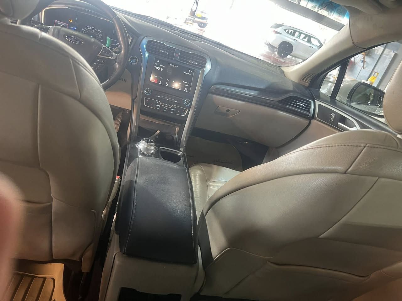 فورد فيووژن موديل 2017 فول مؤسفات تيتانيوم مكينة 20 توربؤ ٤بارچةي هةية سعري ٩٨وةرقة    ***********
