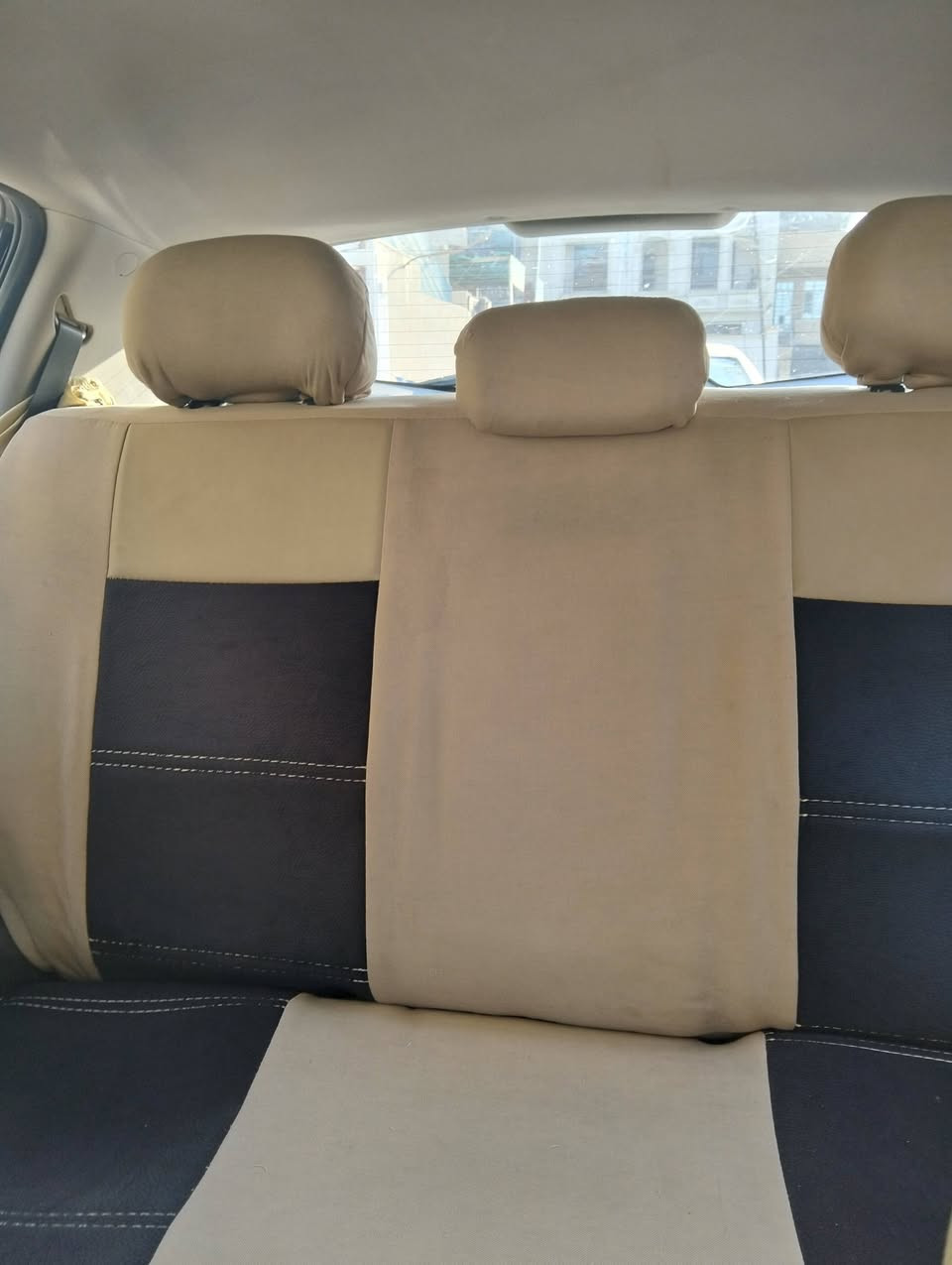 السلام عليكم سبورتج12اسود خليجيه للبيع ***********
