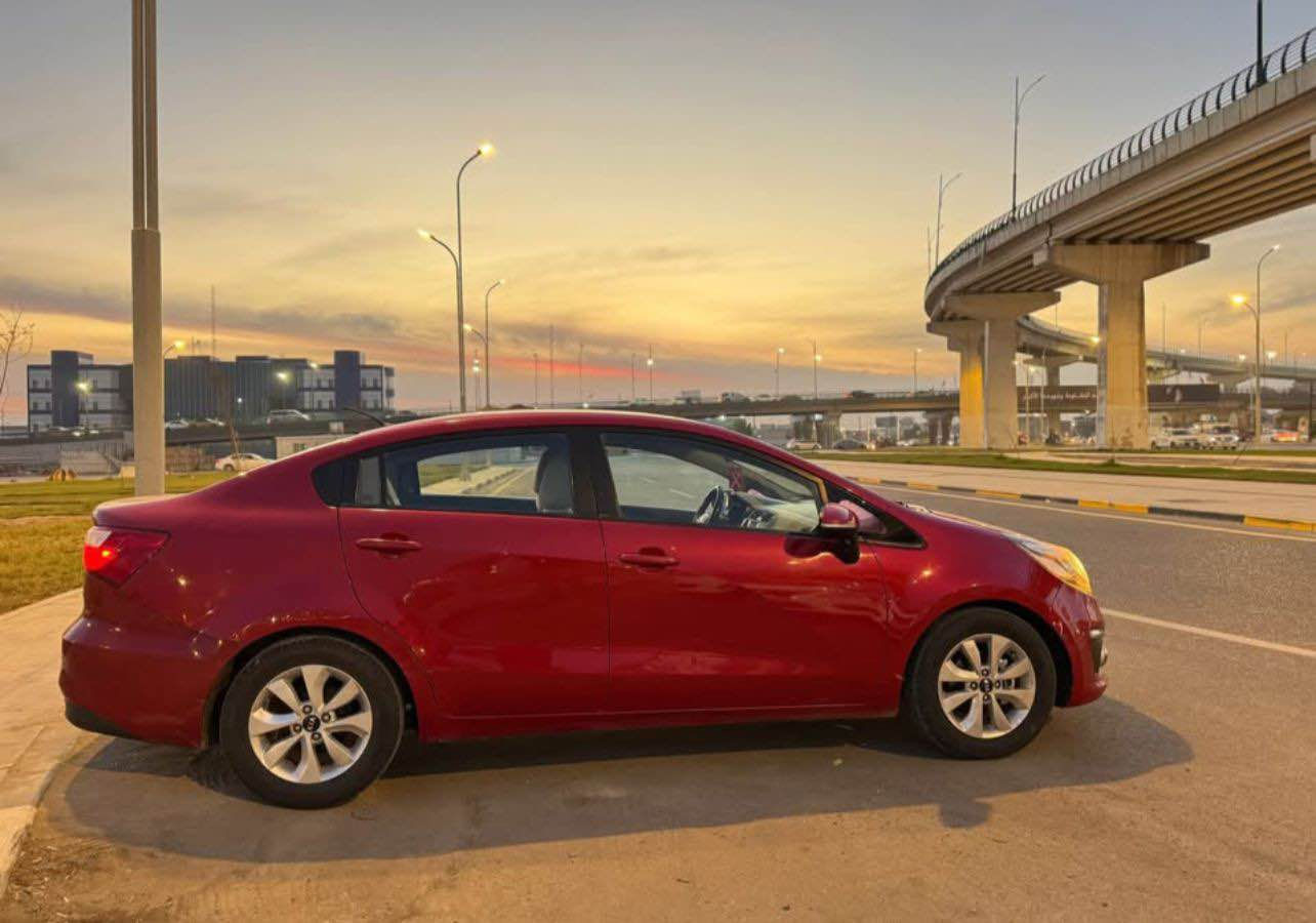 كيا ريو ٢٠١٧ 
رقم بصره تحويل
السياره جاهزه من كل شي 
ملاحضات السياره مكفوله من الصبغ  بيه زلغ طويل وبارد 
لون احمر 
رقم الهاتف *********** اتصال فقط 
مكان البصره البصرة, العراق
