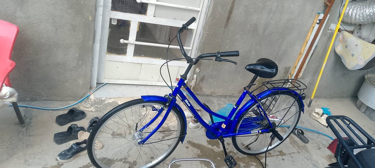 للبيع في بابل بايسكل حجم 26 نضيف حيل موديل 2021  سعر 145 الف مجال قليل للشراي وتساب *********** بالواقع احلى من الصوره
