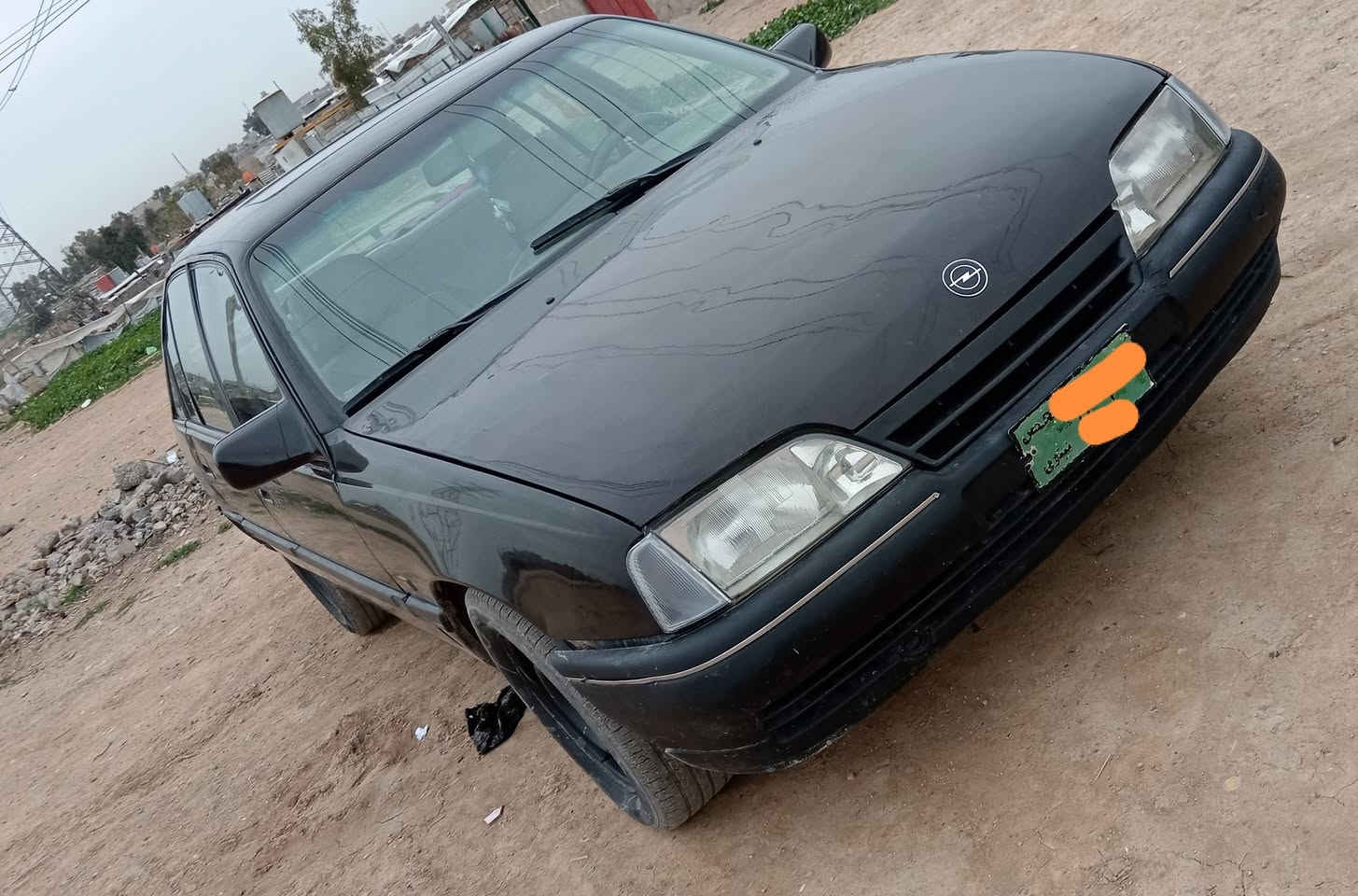 اوبل اوميكه حجم 20 مديل 1990 كير محرك شرط صبغ عام جماليه بسبب التقحيل داخلها نضيف كهربائيات كلها شغاله طخم امامي خلفي نضيف شرط التحويل سنويه  بيضا شرط مرسمه وكامله السعر 20 وبيها مجال بصيط
***********
***********
