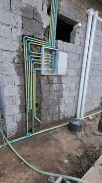 كادر خلفات مقاولات عامه ترميم اضافة بناء كل ما يخص البناء داخل مناطق تكريت ***********عاشت ايدك حبيبي حمودي على شغلك
