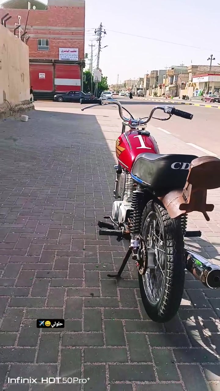 سلام وعليكم دراجه ل بيع رابيدو تعمير مامفتوح برغي بيها نضافه فولل ماعوزها شي مكاني بصره خور زبير ***********وتساب فقط❤️

