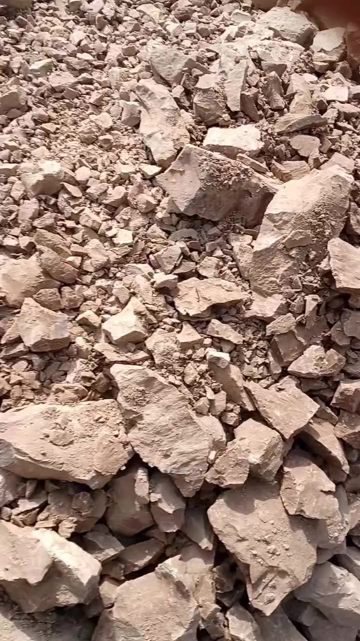 سلام عليكم حفر بئر حمامات أو مطابخ أو مسابح أو حفر أساس على حسب طلب
طلب واستفسار اتصال برقم تالي تحياتي لكم 

***********

بيها واتساب
