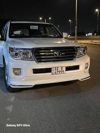 لاندكروز ٢٠١١ • باسمه كفاله • ماشي ١٣٨٠٠٠
