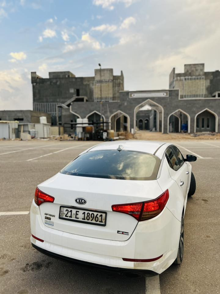 السلام عليكم تحية طيبة للجميع ♥️
للبيع او مراوس 
 
اوبتما 2011 
كفالة عامه 
وارد كوري خط واحد بنزين ⛽️ 
لا صبغ لا ضربه لا تبديل 
محرك 2000 دوش توني شاده 
رقم سليمانية بسمي 
تحكم ستيرن جهه وحده 
تبريد قطعتين ثلج ❄️ 
مانع إنزلاق 🚘
نظام ايكو
تخم تاير جديد الأصلي 
داخل أسود جلد
هزه جديده 

مكان كربلاء المقدسة 
رقم الهاتف : ***********

سعرها 116 وبيها مجال للطيبين
