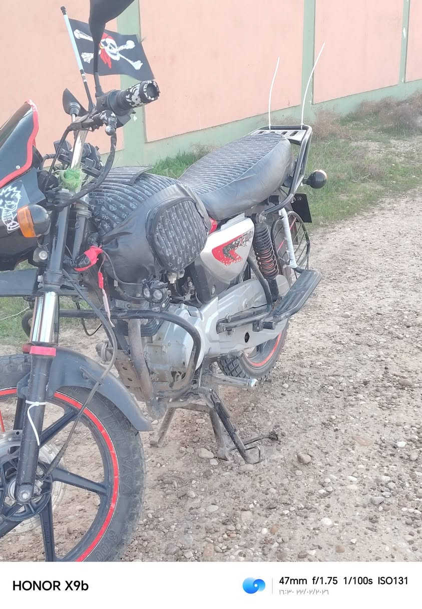 سلام عليكم البيع بوكسر جبلي مديل 21  كهربايات كامل أوراق بس بي خيط تبخير ول باقي خير من الله سعر 850 مكان تقاطع الوجيهية رقم ***********
