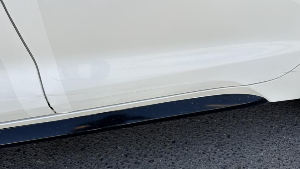 السلام عليكم 

كورلا للبيع 
موديل 2024 
شكل الامريكي تجميع صيني 
اللون ابيض
السياره فئة S الي هي اعلى فئة 
الرقم بغداد كامل ومجهز 
 
فول مواصفات
: فتحة

شاشة

كشنات جلد 

كشن السايق كهرباء

3 مودات قيادة 

رادار امامي 

تحديد مسار 

كروز سرعه 

السياره ماشية 59 الف كيلو متر

بيها فقط بارد بالباب خلف السايق وموضح بالسونار  

المكان الفلوجة

السعر: 149 وبيها مجال 

للتواصل : ***********
