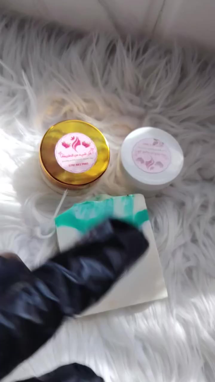 بنات شايفين ذني الي يجن  وجهن يلمع لمع وحدة دكول الثانية ذني شنو يحطن وهيجي وجهن يلمع ثقو باللة مواد عشبية ايرانية طبية تجنن ثقو باللة موجود عندي كلف نمش اثار تصبغات كلة يروح ++ نضارة وتفتيح للبشرة تخلي لبشرة تجنن تلمع لمع  بس صابونة مالتهم موضوع 
للحجز راسليني خاص 
شرط اخليج تدعيلي طول عمرج أمانة اللة ع كل حرف انطقة


**إذا كنت صاحب هذا الإعلان وتريد حذفه لأي سبب، رجاءا أرسل رسالة إلى الدعم الفني**