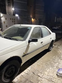 بيجو ٤٠٥ • رقم انكلزي • نجف - حي المهندسين