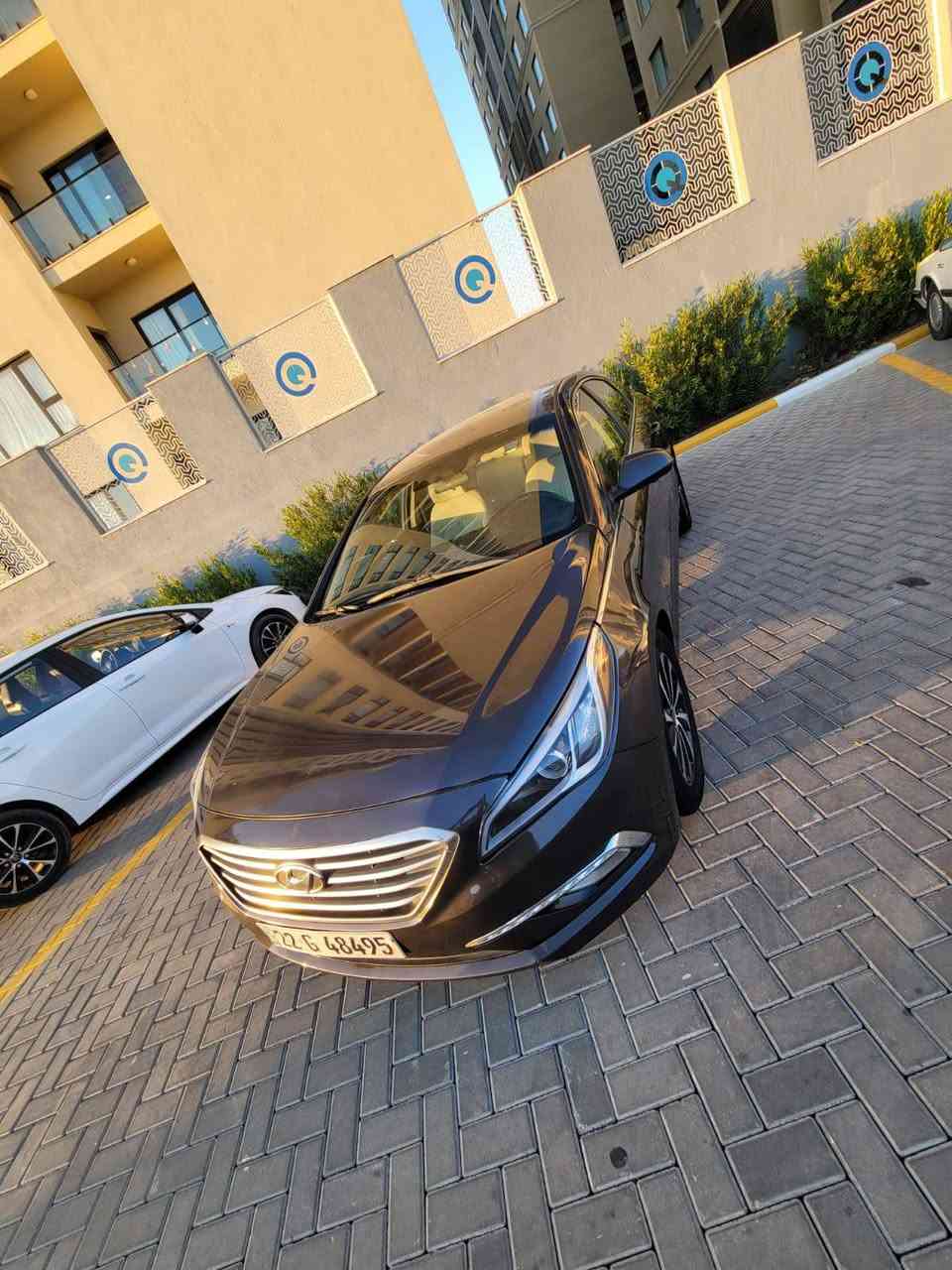 السلام عليكم اخواني الاعزاء من رخصة الادمن المحترمين للبيع سوناتا وارد أمريكي موديل 2017 رقم أربيل بسم عربي تحويل مباشر حادثها جاملغ أمامي أيسر تبديل مع صبغ نصف البنيد بدون أي دواخل موضح بالصور الحادث مكينة كير مكفولات 2400 GDI C1 تبريد ثلج تدفئة على وضع الشركة صدر أمامي خلفي جيد جدا تخم تاير جديد العنوان بغداد الدورة السعر 113 هاتف 
***********
***********
 اسف على الاطالة بغداد, العراق
