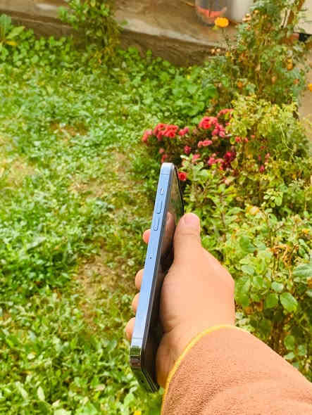 السلام عليكم 

13 pro max

ذ 256

ب 84 ( بلاد لا رفع ولامبدل )

شاشه مبدله نوعيه زينه

كامره خلفيه متشتغل يرادلهه تبديل 

كامره اماميه شغاله فول 

اتصال نت صوت كله فول 

السعر 475 وبي مجال بسيط !!

مكاني الرمادي التأميم ٣٠ تموز

***********
