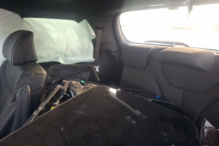 هونداي بالسييد 2025 كالكرافي
بعد 25يوم وتوصل العقبة السيارة مشتري الها بابين كاملات موجودات بالعراق  سعرها 175 بالحرة
***********
***********
