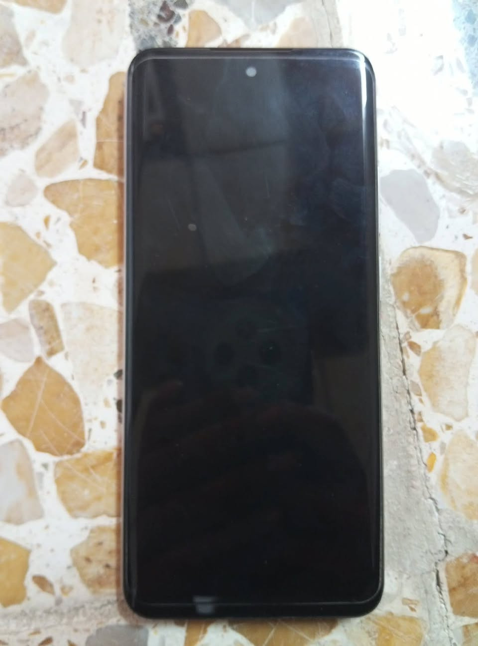 جهاز HERO 60 MAX رام 8ذكره128شاشه شرط مابيه شخط ما مفتوح الجهاز كل شغل مابي اي قصره السعر 85وبي مجال مستعجل حيل تعال وجيكو موصل ايسر ***********
