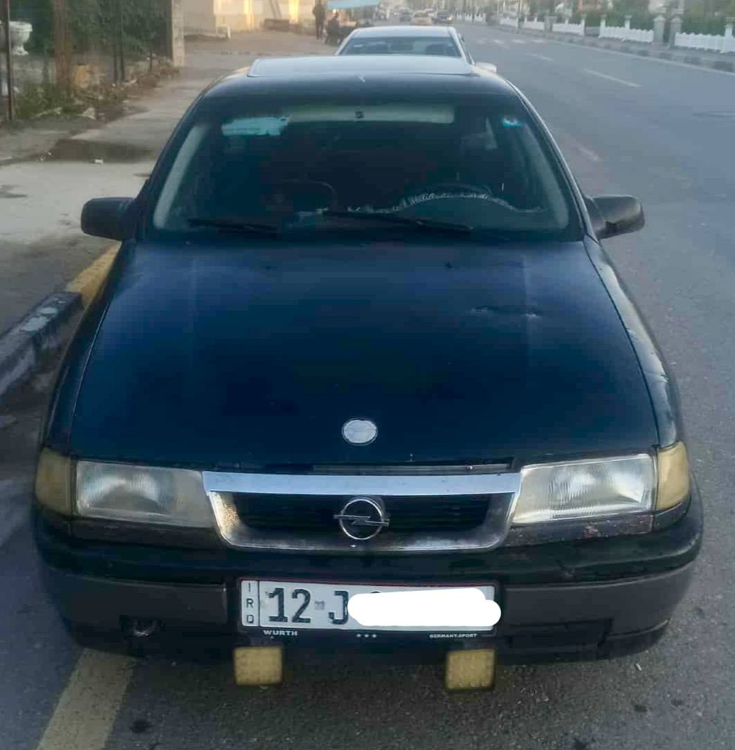 السلام عليكم 
فكترا حجم 20
موديل 91
رقم وسنويه جديد سنويه لل 2030
سيارة بدون ضرر وبدون صبغ فقط دوائر ودوسات 
مكينة وكير بشرط 
طخم تاير جديد 
سيارة جاهزه وحلوه 
السعر 32 وبيها مجال للطيبين 
رقم الهاتف/***********
