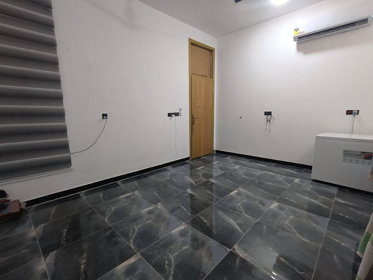 دار للبيع المساحة 210
طريق ابو الجاسم حي المهندسين 
للاستفسار اكثر الاتصال على الرقم
***********
