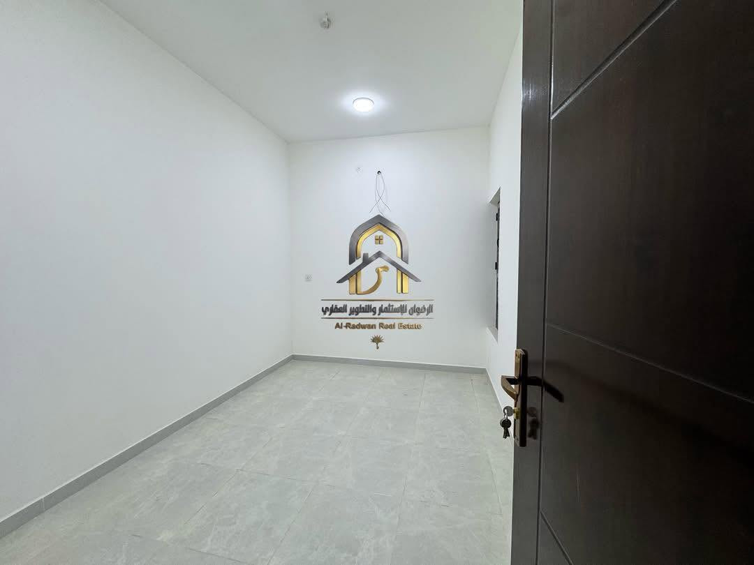 شقة  حديث  للإيجار المشراق الجديد من جهة شارع الوفود

📌 تفاصيل العقار ومميزاته:
 الموقع سكني مميز : البصرة - المشراق الجديد - شارع الوفود.
 النظام والتصميم: تصميم حديث فخم مصمم خصيصاً ليناسب السكن العائلي.
 

تواصل الآن واحجز موقعك
الرضوان للاستثمار والتطويرالعقاري
Alrdwan Real Estate Investment
📞***********
📞***********
📞***********

بيع • شراء • إيجار • استثمار • إدارة أملاك

📌 رقم الإعلان: 68
━━━━━━━━━━━━━━━

ثقة • مصداقية • سرعة إنجاز • عروض حصرية •
#البصرة #عقارات #استثمار #بنوك #شركات
