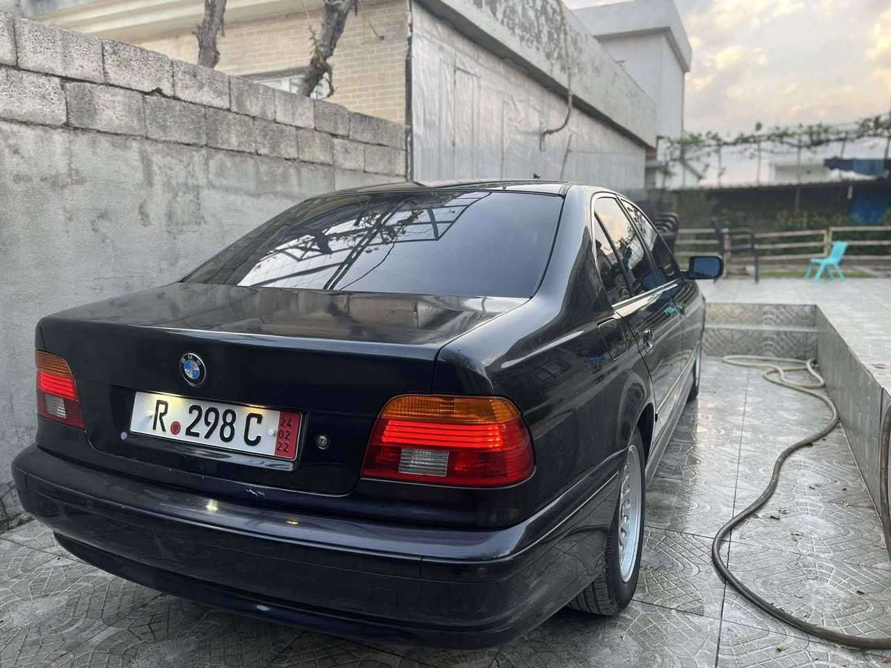 BMW SAQAR
فرۆشتن یان گۆڕینەوە
مۆدێل 2001
فول موسفاتی بێ سڵاید 
مەنەفێست اصڵی بەشەرت 
پاکانەی هەولێری لەگەڵە غرامەی بەشەرت 
گێڕ و مەکینە و کارەبایی بەشەرت 
2022 داغڵ بووە
525 دەبڵ دیجیتەڵ
78 و مجاڵ
*********** أربيل, العراق

