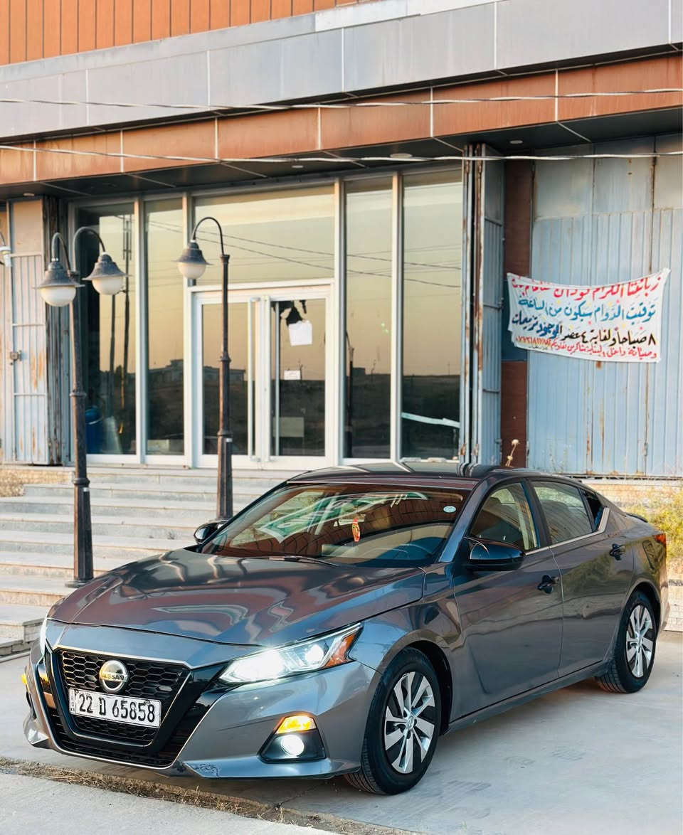 للبيع التيما 
السعر. 116 بيها مجال 
***********
موديل 2020
الون نفطي 
تبريد ثلج 
تثبيت سرعه 
كاميرا خلفي 
تشغيل عن بعد 
بصمة تشغيل 
بصمة ابواب +صندوق 
تايرات جديد 
حداديه جديد 
ماشيه 129 
كير مكينه بشرط 
سونار بلمنشور مع رقم الشاصي 
بدون دواخل بدون ايرباك 
مكان السياره ديالى خانقين خناقين, ديالى
