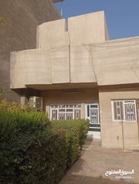 🟣🏡 بيت صغير للبيع 🏡🟣 . مساحة الدار  147 متر / الواجهة 7 متر . ♦️ الدار...