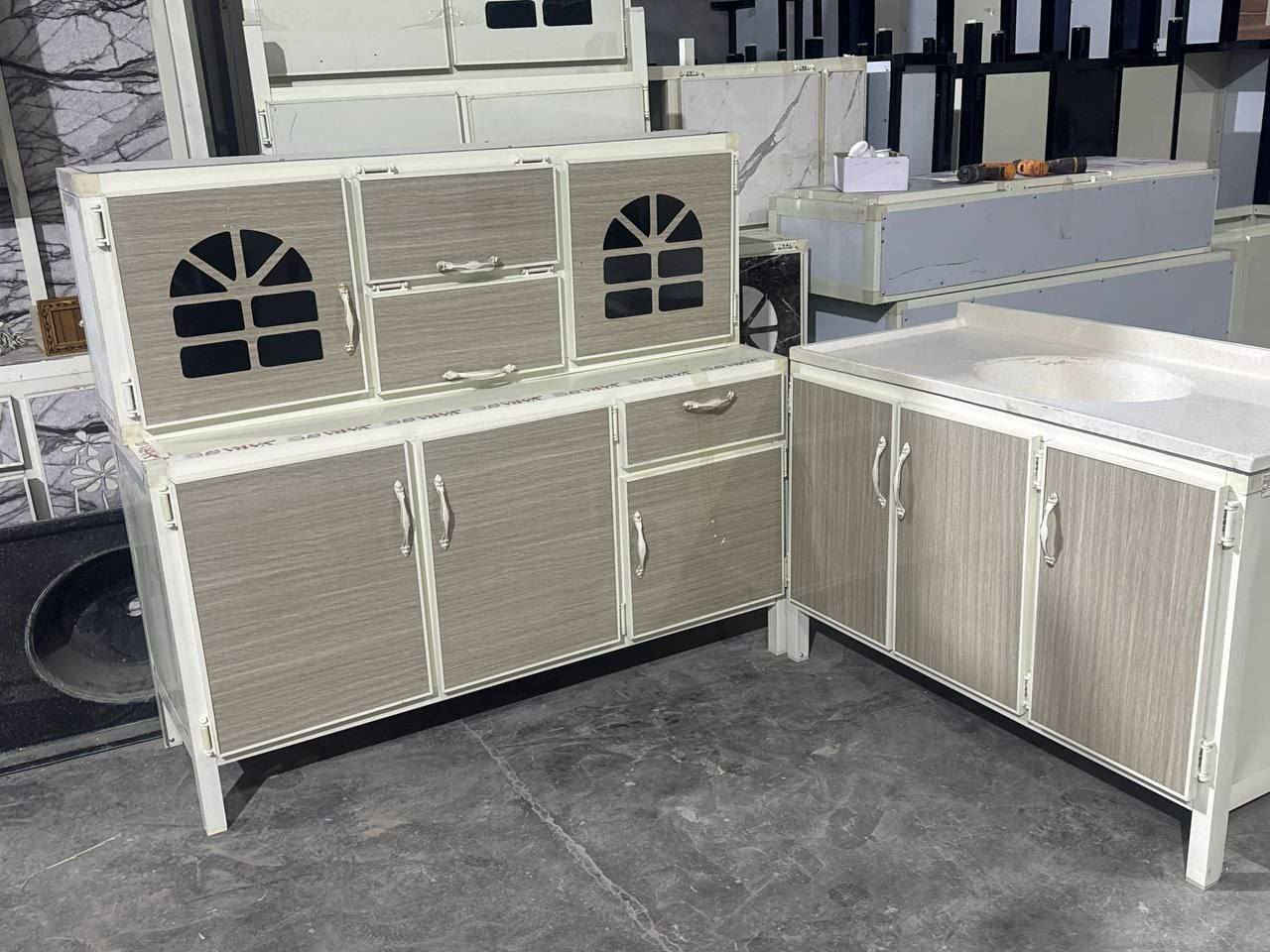 كاونتر قياس متر ونص ارضي وملحق 
والسنك متر و 20 مرمر 
السعر  210 🥰


**إذا كنت صاحب هذا الإعلان وتريد حذفه لأي سبب، رجاءا أرسل رسالة إلى الدعم الفني**