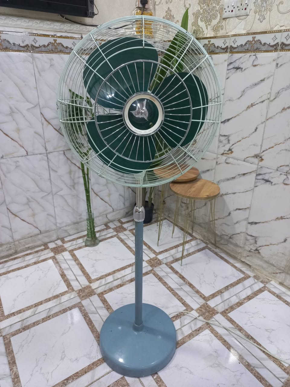 نوادر كلاسك صناعة السبعينات 
توشيبا اليابانيه نضافه عاليه جدا جدا بسعر 150 يوجد توصيل


**إذا كنت صاحب هذا الإعلان وتريد حذفه لأي سبب، رجاءا أرسل رسالة إلى الدعم الفني**