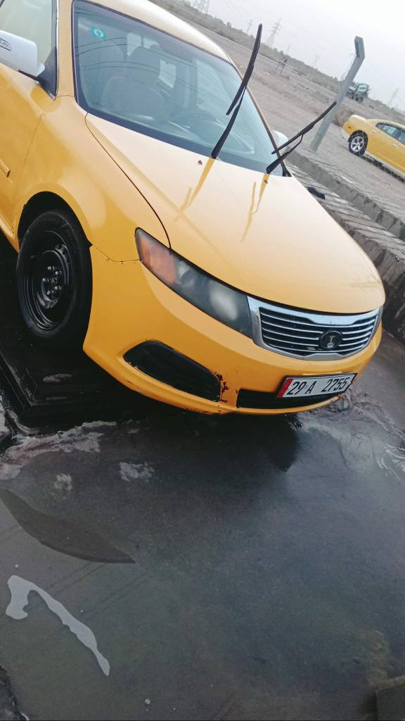 للبيع كيا اوبتيما 9 امريكي محرك 2400 كير 5 نمر جدد حداده 80 بل 100 كهربائيات كلها شغاله جاهزه تبريد ثلج تخم تاير جديد جاهزه بدون اي نقص رقم جديد تحويل مباشر 
ضربه السياره تكمه بابا العبري الامامي والباب مبدل 
مكفوله من العيب الشرعي 
لسعر 88 بيها مجال 
***********
*********** ناصرية, ذي قار
