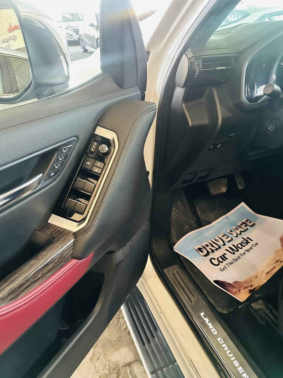 سلام عليكم 

لاندكروزر  VXR

البيع. 

موديل ٢٣

ماشيه ٥٩

مكفول 

مغلافه. PPF

بيبان. شفط 

داتشو 

اشاير اكزز 

مكينه تيربو 

٣شاشه 

داخل احمر 

رقم بغداد مميز 

***********
