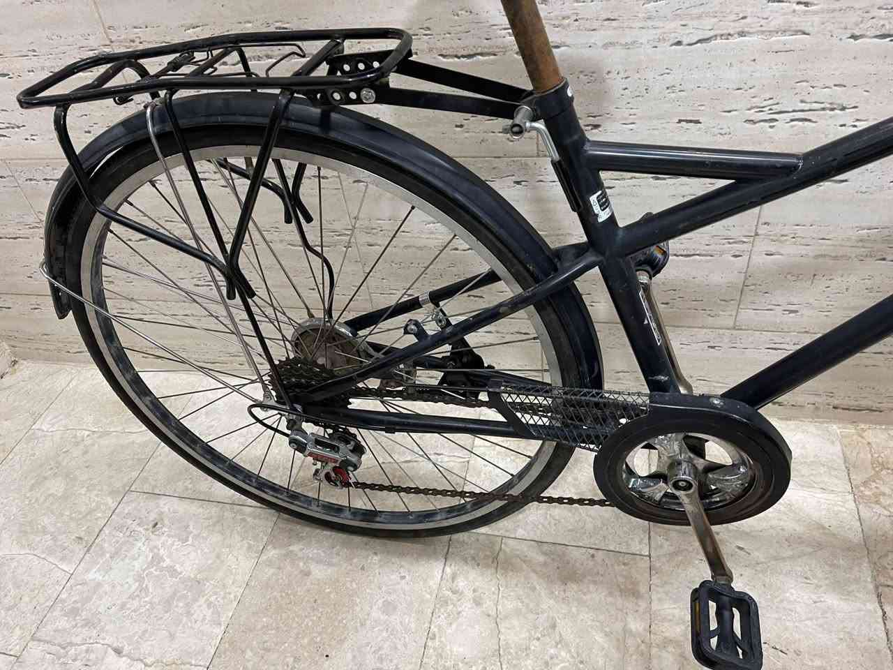 السلام عليكم
باسكل ترحال  للبيع اصلي ياباني ماركه كلش نضيف وكلشي شغال اي نقص مآبي  وغراضه كله الاصليه بريكات وديات سستم كامل شيمانو تايرات نضيفه سعره ب 130 وبي مجال مكاني بغداد حي جامعه ***********
