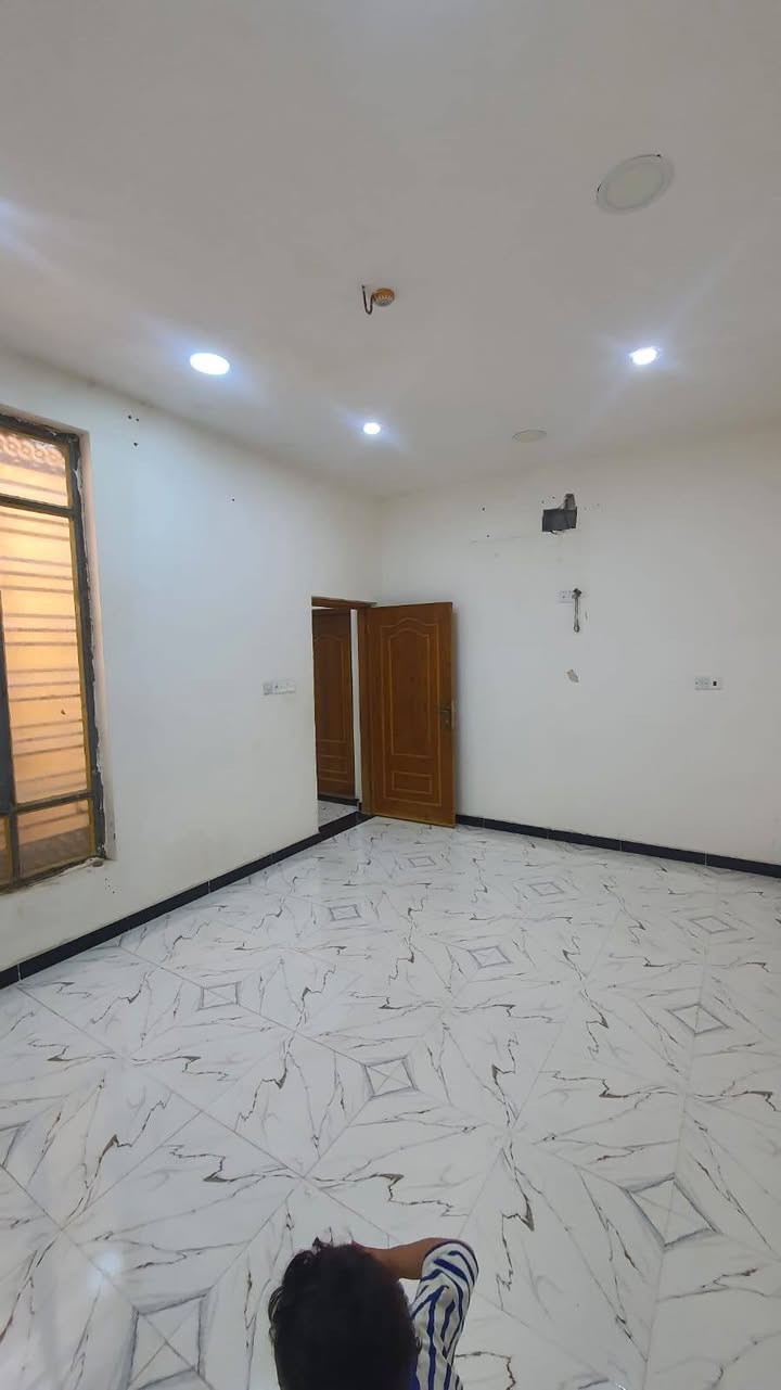 بيت بحجي حسن المسيجه طابقين 5 غرف نوم 4 نظام سويت مطابخ عدد 2 حار وبارد حمامات رئيسيه عدد 2  تواليت شرقي عدد 2 تواليت غربي عدد 2 حمام تواليت خارجي مقطوره عدد 2 منور عدد 2 معزول  .الماء الطابق الارضي عن الطابق الثاني بيتونه كبيره.المساحه 200 متر الاستفسار على الرقم *********** .او على الخاص @
