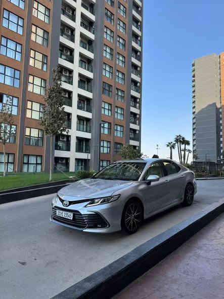 كامري GLE موديل 2024 (خلـيـجـي) وكالة عبد اللطيف ياباني اصلي ماشية 40 ألف كيلو فول مواصفات
بيه بارد بالجنطة موضح
ورصعة بالباب
وصبغ الدوسة البلاستك جهة الراكب
غير شي ما بيها مكفولة
السيارة استعمال شخصي وحلوة ومرتبة
وشديت تخم ويل قياس 17 أصلي
وتخم تاير جديد
وكاملة من كل النواحي

المواصفات:
فتحة – بصمة – تحكم ستيرن – ستارة خلفية
حساس أمامي وخلفي
وضعيات قيادة: سبورت / نورمل / ايكو
هاند بريك كهربائي – أوتو هولد – EV MODE

رقم بغداد باسمي تحويل مباشر 

الــســعــر 🟥 :: الـــرد تـلـقـائـي 💎

رقم صـــاحب السيارة: ***********
