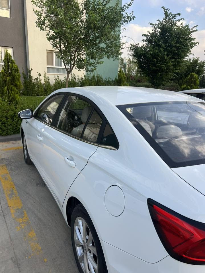 MG5 comfort 2023
ئیمجی ٥ مواسەفات کۆمفۆرد شاشە گەورە و بەسمە و ناو زەرد لایت لید 

یەک دەستە خۆم بە سفری کڕیومە  شوخت و چاڵیشی نیە وەک بیلادی ماوەتەوە سەیارەکە زەمانی شەریکەیە 

٤٠٠٠٠ هەزار کیلۆمەتر ڕۆشتوە ڕەنگی سپیە لە سلێمانیم  

نرخی ١٠٢ گەڵاو مەعامەلەیەکی کەمە 

ژمارەی مۆبایل ***********
