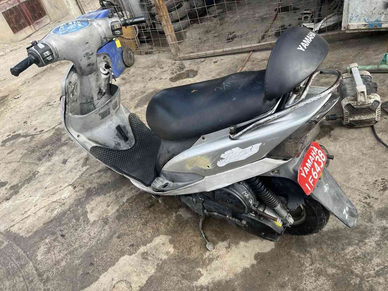 ‏ماكس للبيع عنواني بغداد جسر ديالى
‏السعر 425 ‏وبيها مجال 
***********￼
