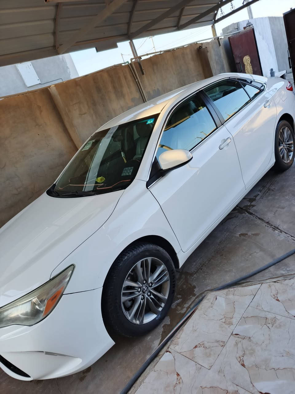 السلام عليكم 👋
للبيع او مراوس ب كامري(2008 _2011) 

 كامري 2017 Se وارد أمريكي 
بدون ضرر (كلين👍) 
مواصفات :
مقاعد جلد 
مقعد السائق كهرباء 
شفتات ستيرن 
شاشه 
كامره خلفيه
وبعد مواصفات معروف 
السياره حلوه ما تصرف عليها دينار صدر وتايرات كفاله
والسياره مالة بيت وأحلى من الصور 
مكان السياره : صلاح الدين_بيجي_قرية البعيجي 
السعر :اتصل على الرقم (***********)
