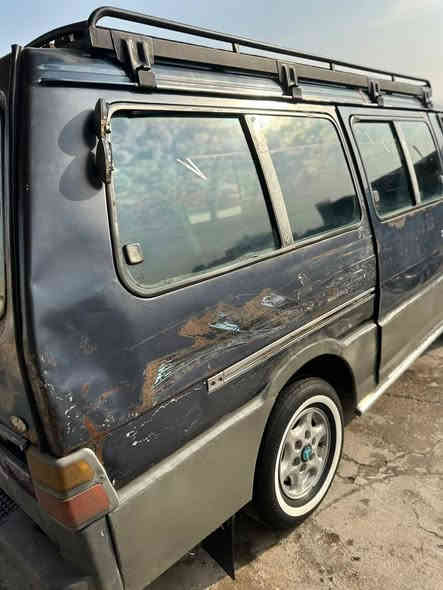 كيا بسته موديل 1994 رقم انكليزي الجديد مكينه وگير مكفول گشر بلادي بس الحجل معمر تخم تاير خط ابيض سياره گبل للشارع سنويه ل 2026 تحويل ثاني يوم المكان الدوره ***********
